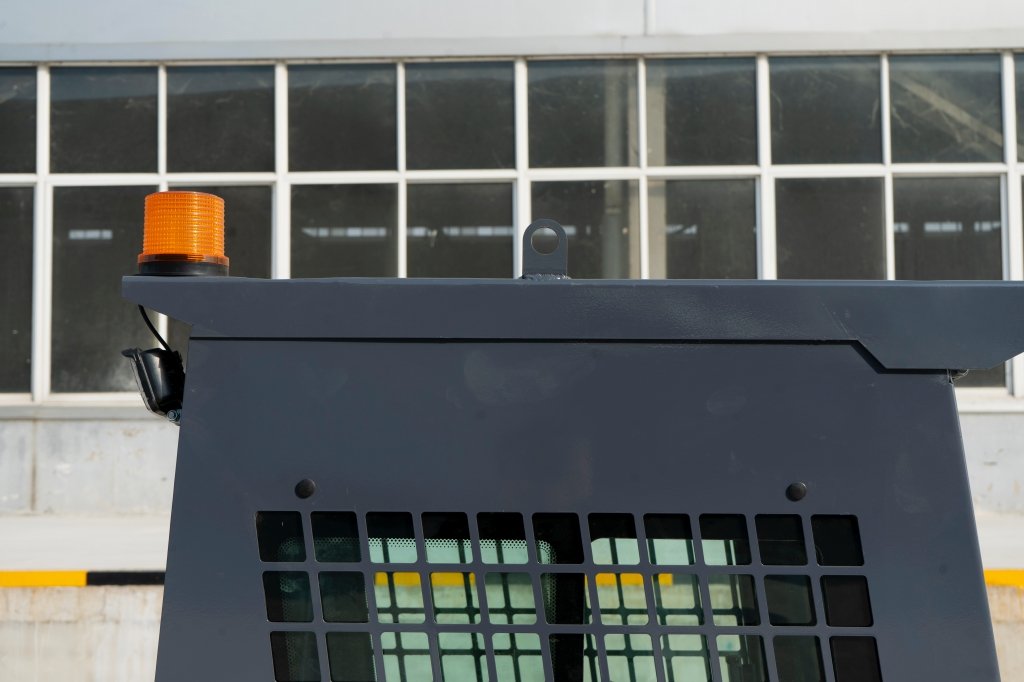 Mini Skid Steer Kubota D1105 Diesel 3 Mini Skid Steer Kubota D1105 Diesel 3