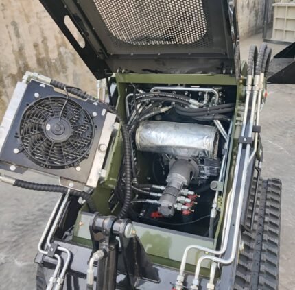 Skid-Steer Loader Tracked 22.1 HP Honda EPA Gasoline Engine